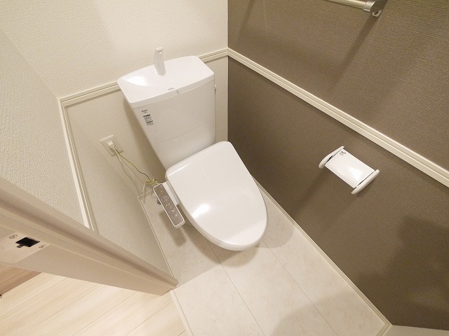 トイレ　トイレもきれいです