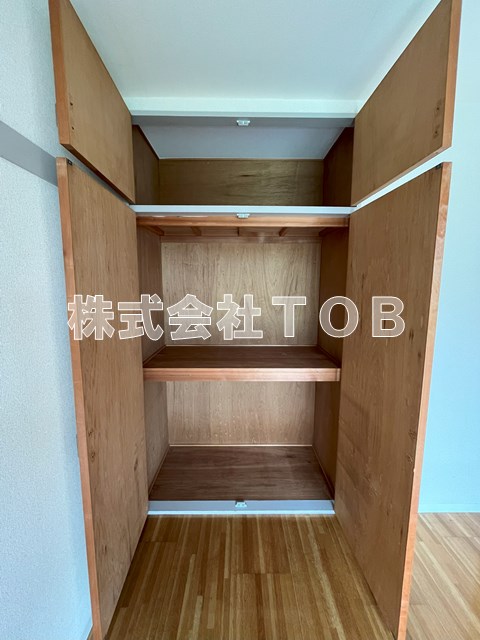 収納　洋室7帖