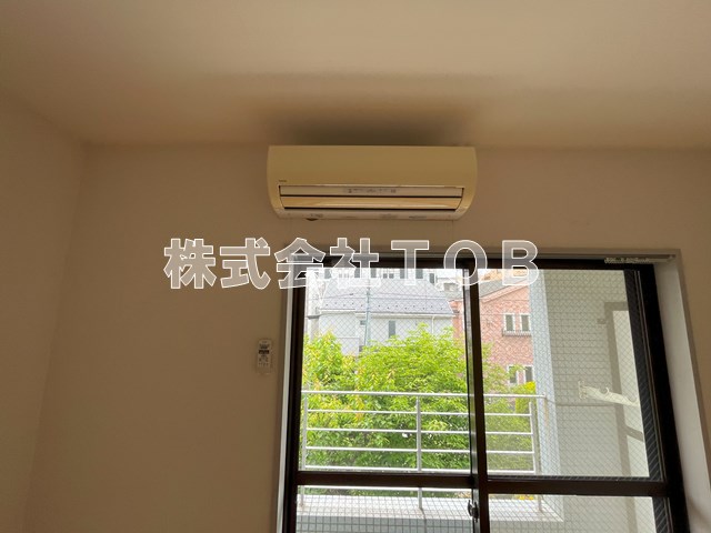 その他設備　エアコン　洋室7帖