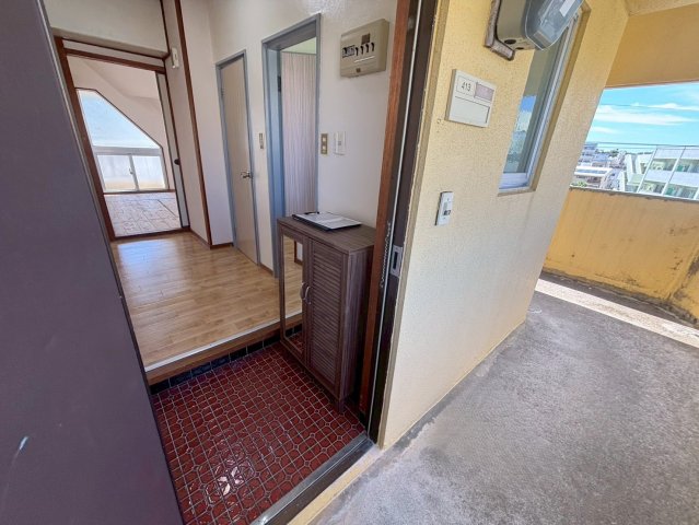 玄関　パラシオいずみはら★那覇市字小禄エリア