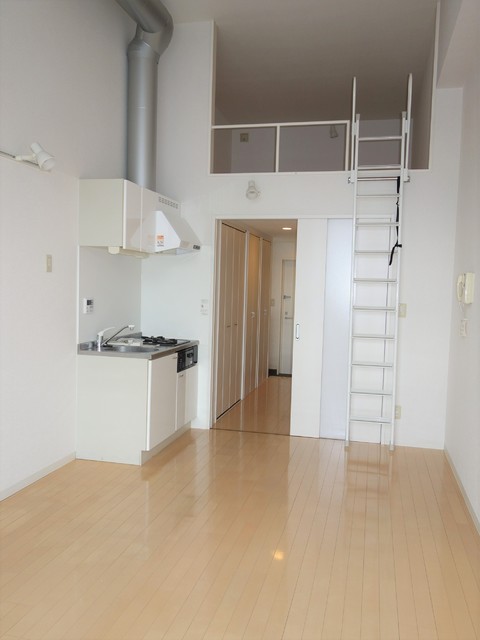 その他部屋・スペース　☆南側から見たお部屋・キッチン☆（※写真は２０６号室となりま