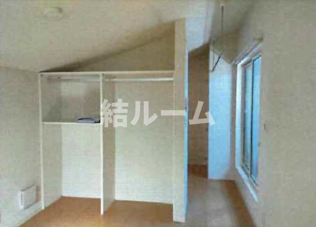 居室・リビング　別号室参考写真