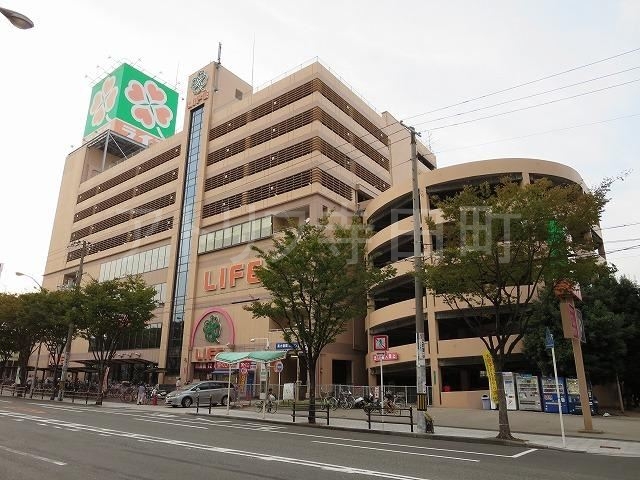 スーパー　ライフ今里店（スーパー）まで445m