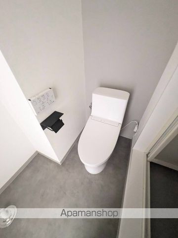 WーBASEのトイレ写真