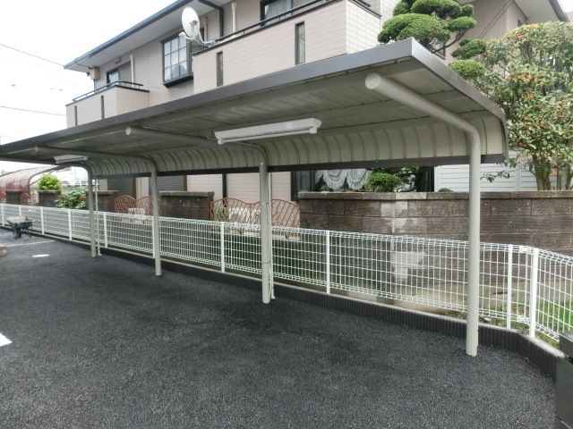 その他共有部分　屋根付き駐輪場