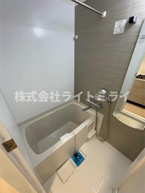 バス・シャワールーム　?