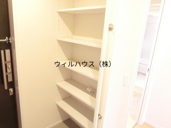 玄関　シューズボックス！
