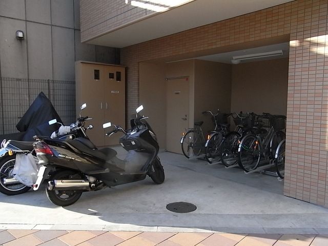 その他共有部分　★嬉しいバイク置場も完備してます♪★