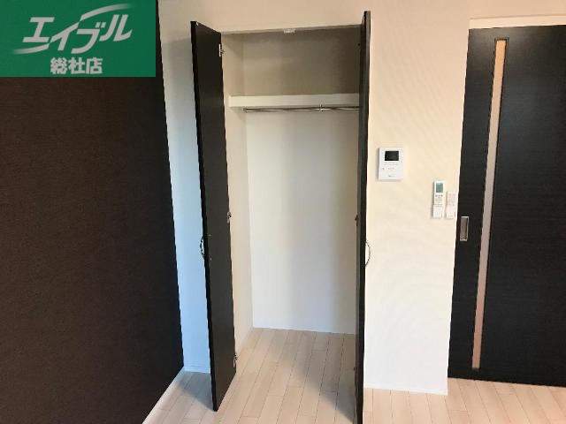 収納　クローゼット