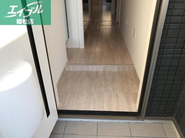 玄関　玄関