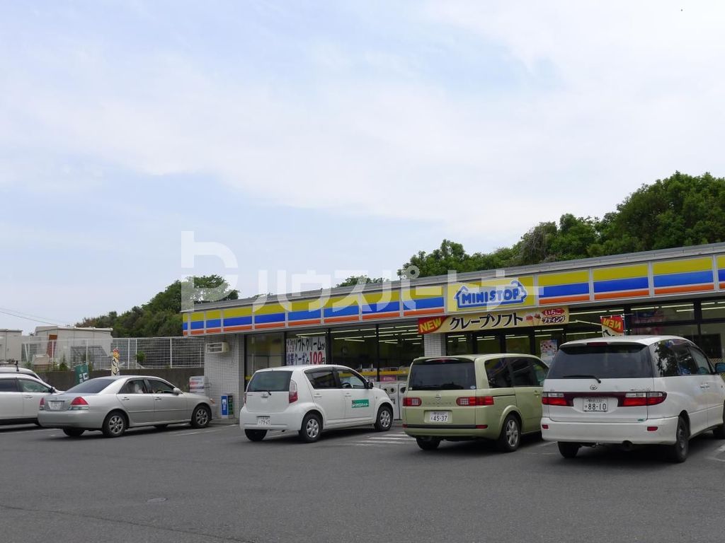 コンビニ　ミニストップ 柏酒井根店（コンビニ）まで460m