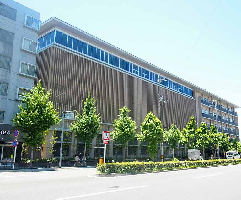 小学校　京都市立凌風小学校（小学校）まで496m