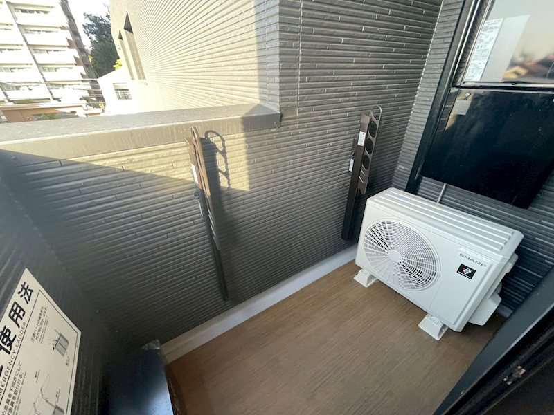 バルコニー　(完成イメージ)