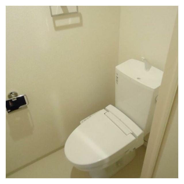 トイレ　清潔感のあるトイレです