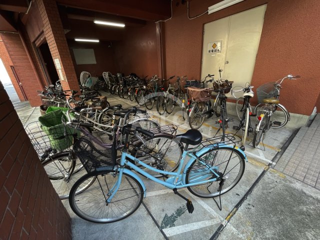 その他共有部分　本町セントラルハイツ　駐輪場