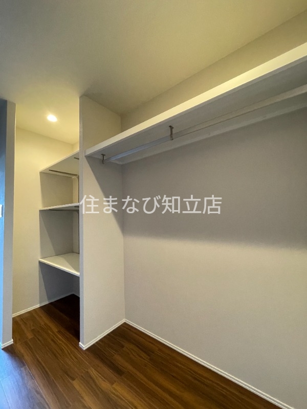 収納　反転同型タイプ
