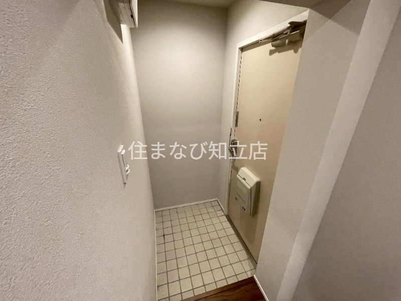 玄関　反転同型タイプ