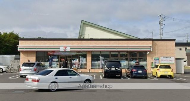 コンビニ　セブン－イレブン恵庭黄金北店（コンビニ）まで711m