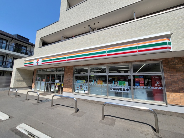 コンビニ　セブンイレブン　練馬関町吉祥寺通り店（コンビニ）まで486m