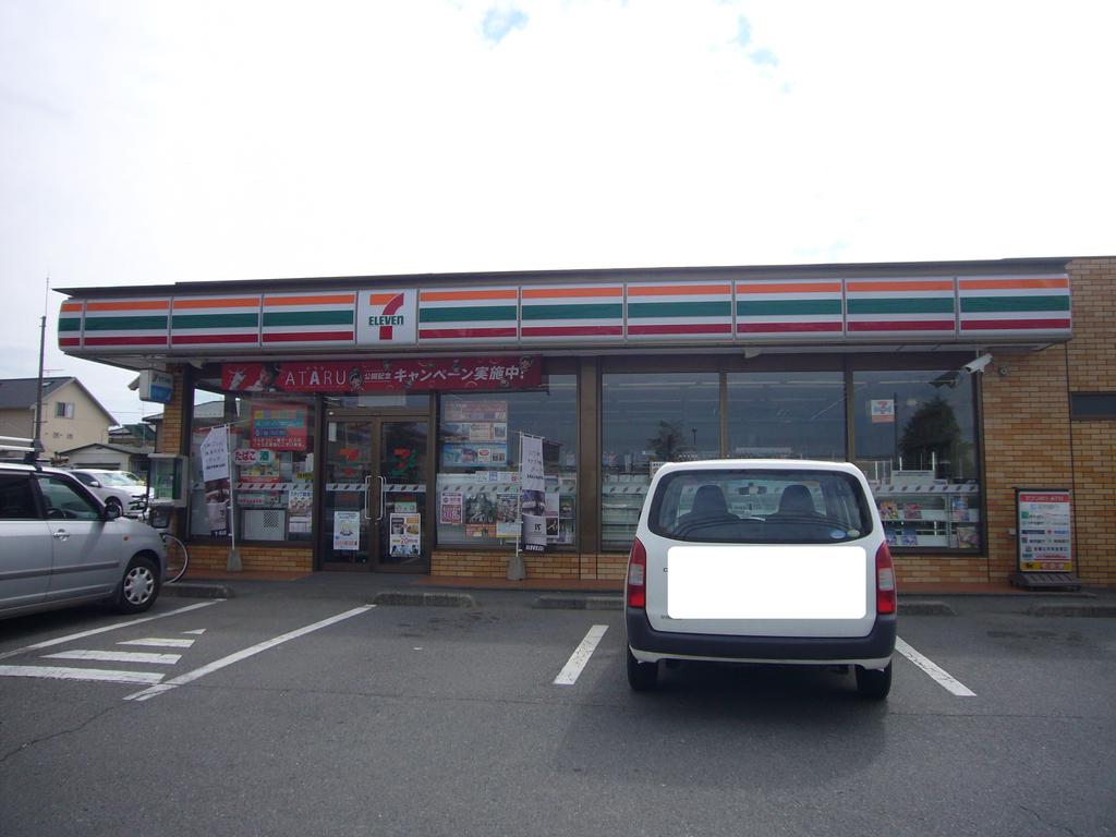 コンビニ　セブンイレブン小山神山店（コンビニ）まで491m