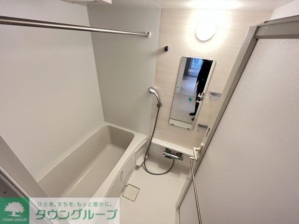バス・シャワールーム　お問合せは(株)タウンハウジングレジデンス事業部　赤坂店・…