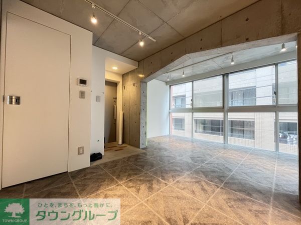 居室・リビング　お問合せは(株)タウンハウジングレジデンス事業部　赤坂店・…
