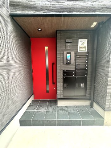 エントランス　毎日通るエントランスはこのようになっています