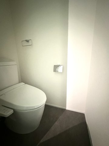 トイレ　トイレもきれいです