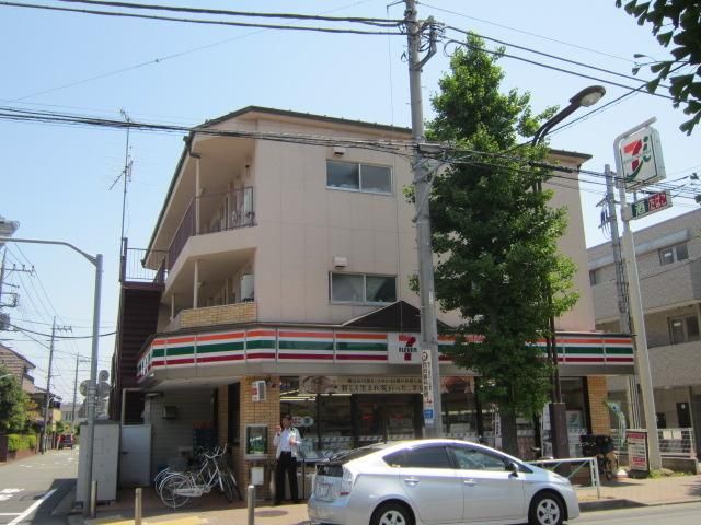 コンビニ　セブンイレブン（コンビニ）まで300m