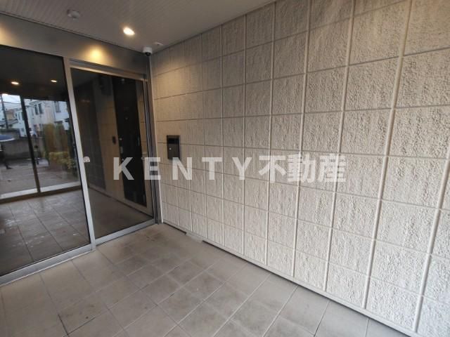 エントランス　建物の内部です