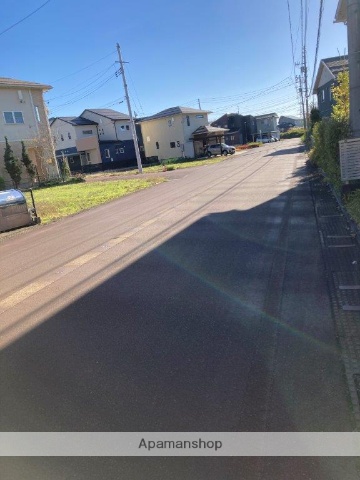 その他　前面道路（その他）まで0m