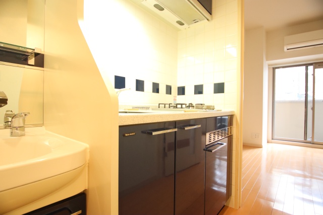 キッチン　※他部屋参考写真となります※