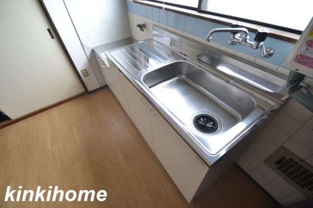 キッチン　写真は別のお部屋です。※現況を優先
