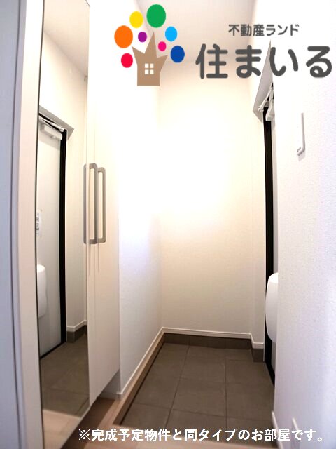 玄関　※写真は同型タイプとなります