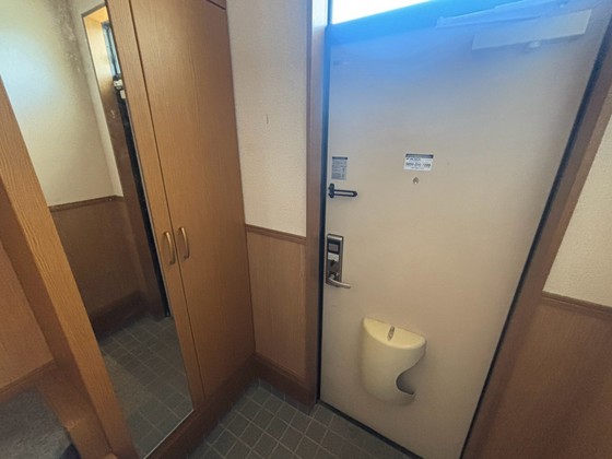 ミザール田中の玄関写真
