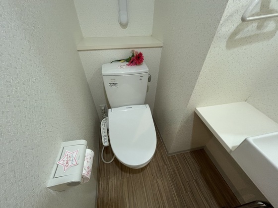 トイレ　※別部屋の写真です