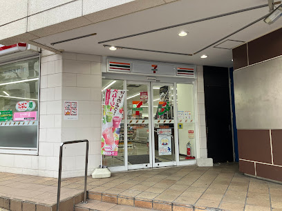 コンビニ　セブンイレブン 代官山鎗ケ崎店（コンビニ）まで157m