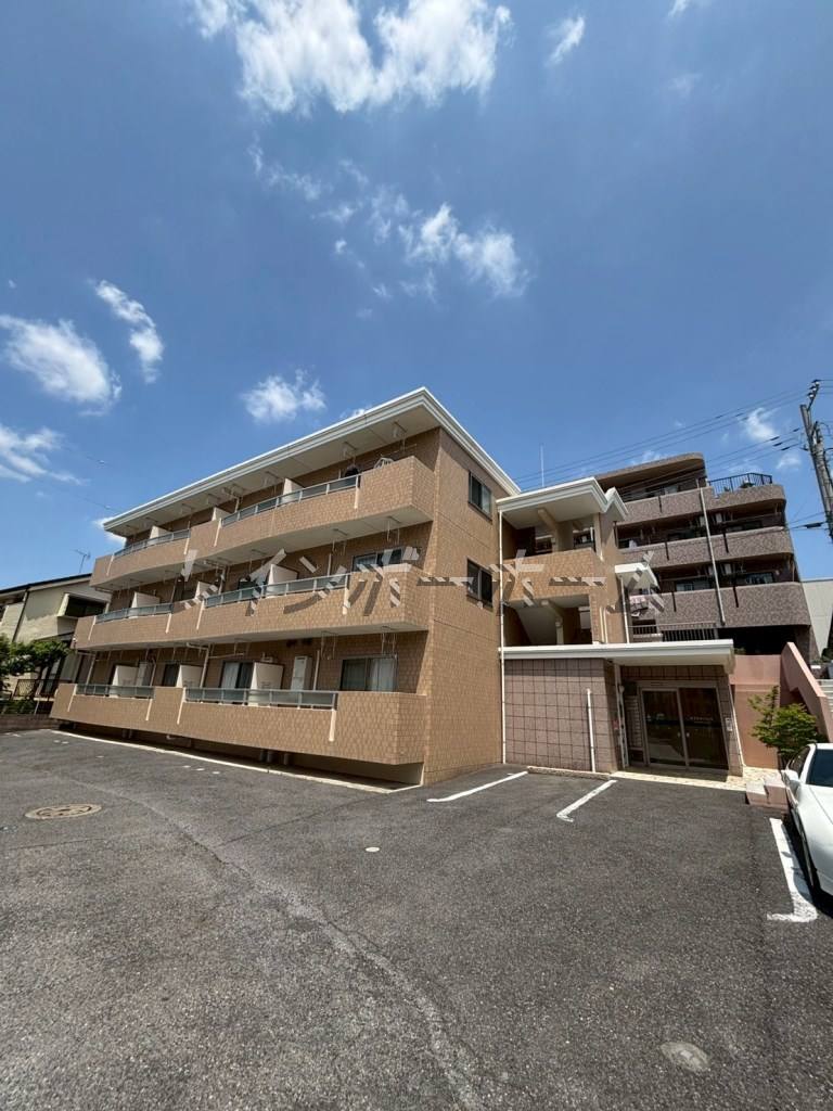 建物外観　きれいな外観です