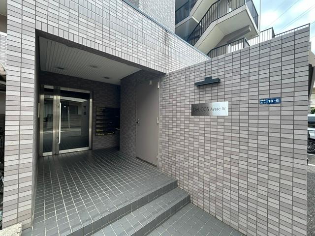 エントランス　エントランス部分