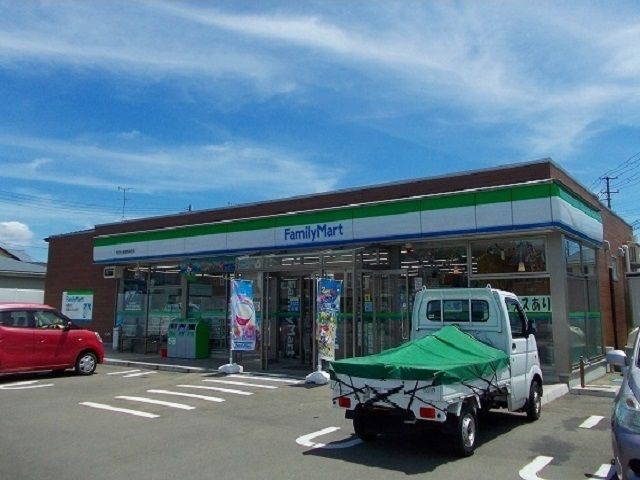 コンビニ　ファミリーマート 相染町店（コンビニ）まで80m