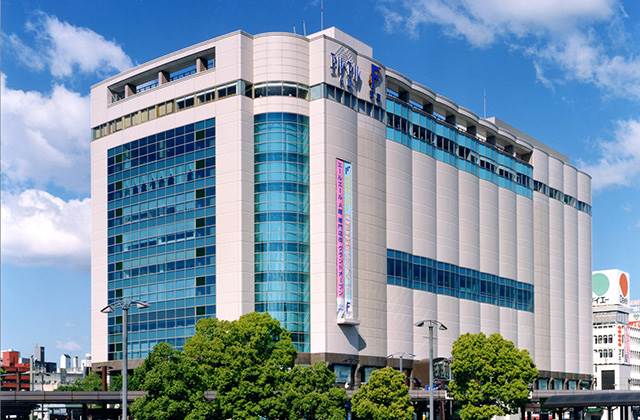 ショッピングセンター　エールエールA館（ショッピングセンター）まで552m