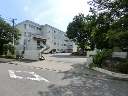 中学校　川越市立川越西中学校（中学校）まで392m