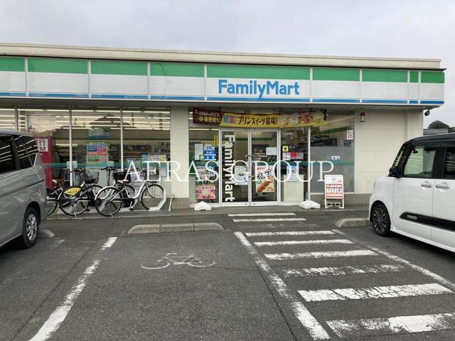 コンビニ　ファミリーマート さいたま大和田店（コンビニ）まで438m