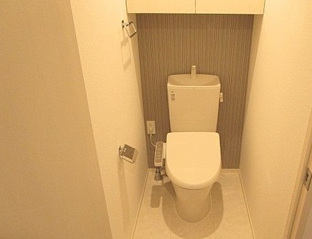 トイレ　※同建物の別のお部屋の写真です。