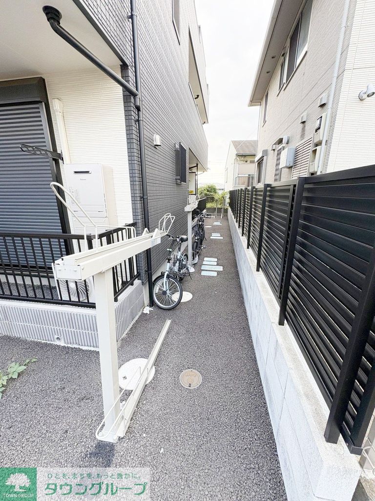 ロジュマン東海大学前の外観写真