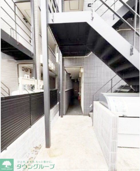 ロジュマン東海大学前の外観写真