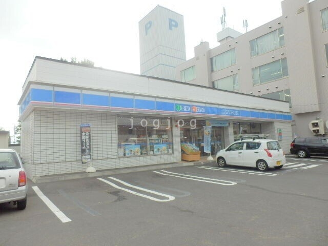 コンビニ　ローソン札幌元町駅前店（コンビニ）まで230m