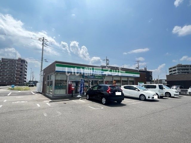 コンビニ　ファミリーマート大野田四丁目店（コンビニ）まで233m