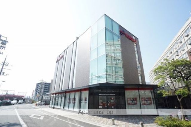 銀行　南都銀行西大寺駅南出張所（銀行）まで207m