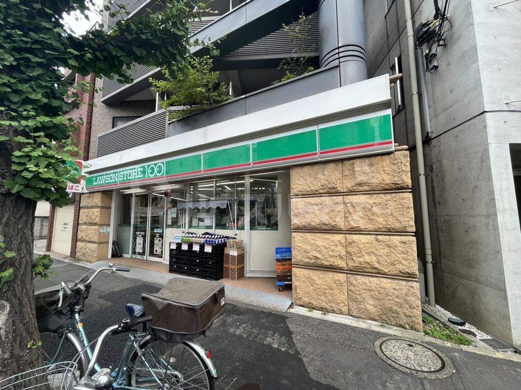 コンビニ　ローソンストア100上十条店（コンビニ）まで40m
